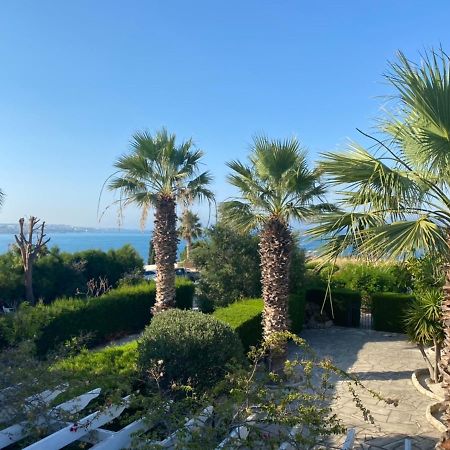 Coral Bay Modern Renovated Apartment By The Sea Paphos Kültér fotó